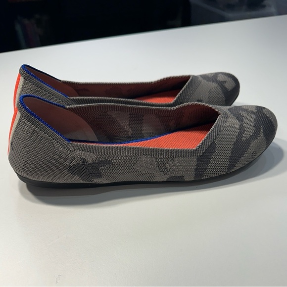 Rothy’s Grey Camouflage Flats (retired) - Picture 6 of 16